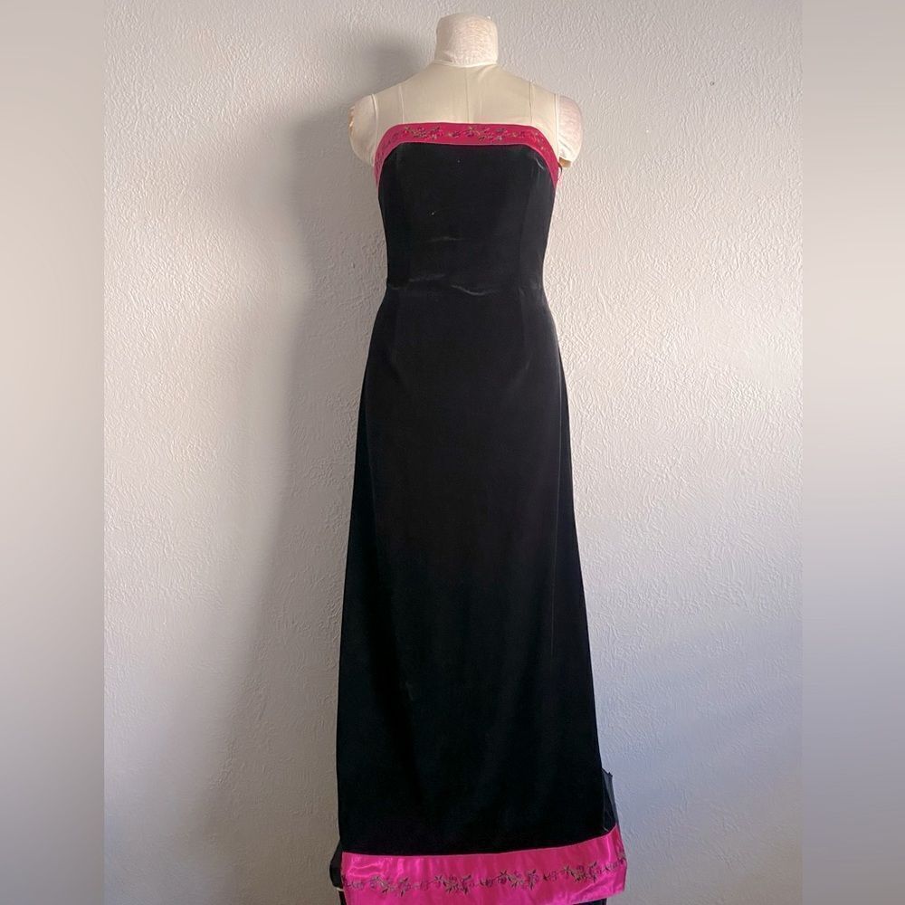Papell Boutique Evening Velvet Gown Size 8